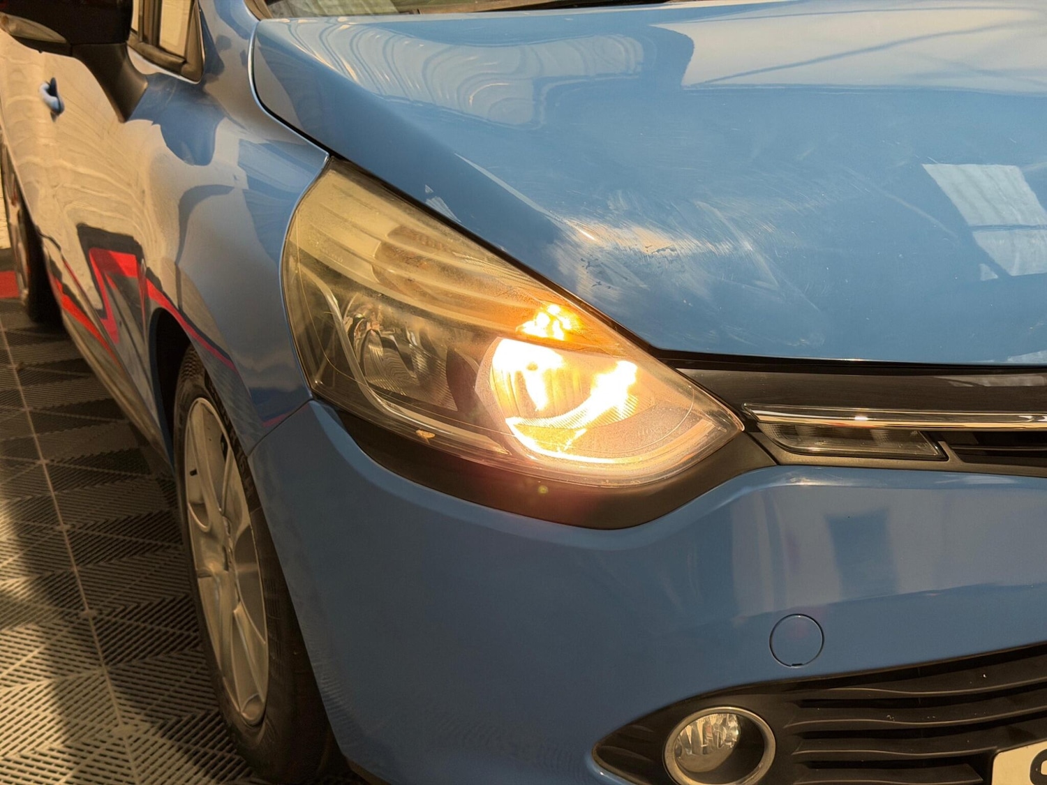 Used Renault Clio for sale - 76550147: Photo 31