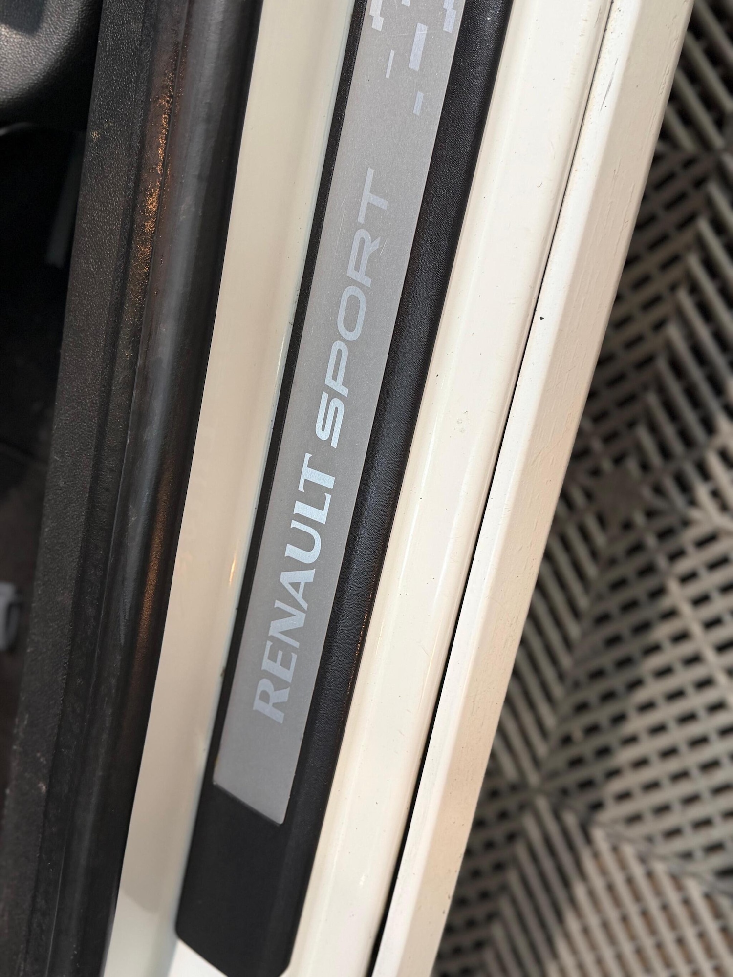 Used Renault Megane 2010 for sale - 77238125: Photo 49