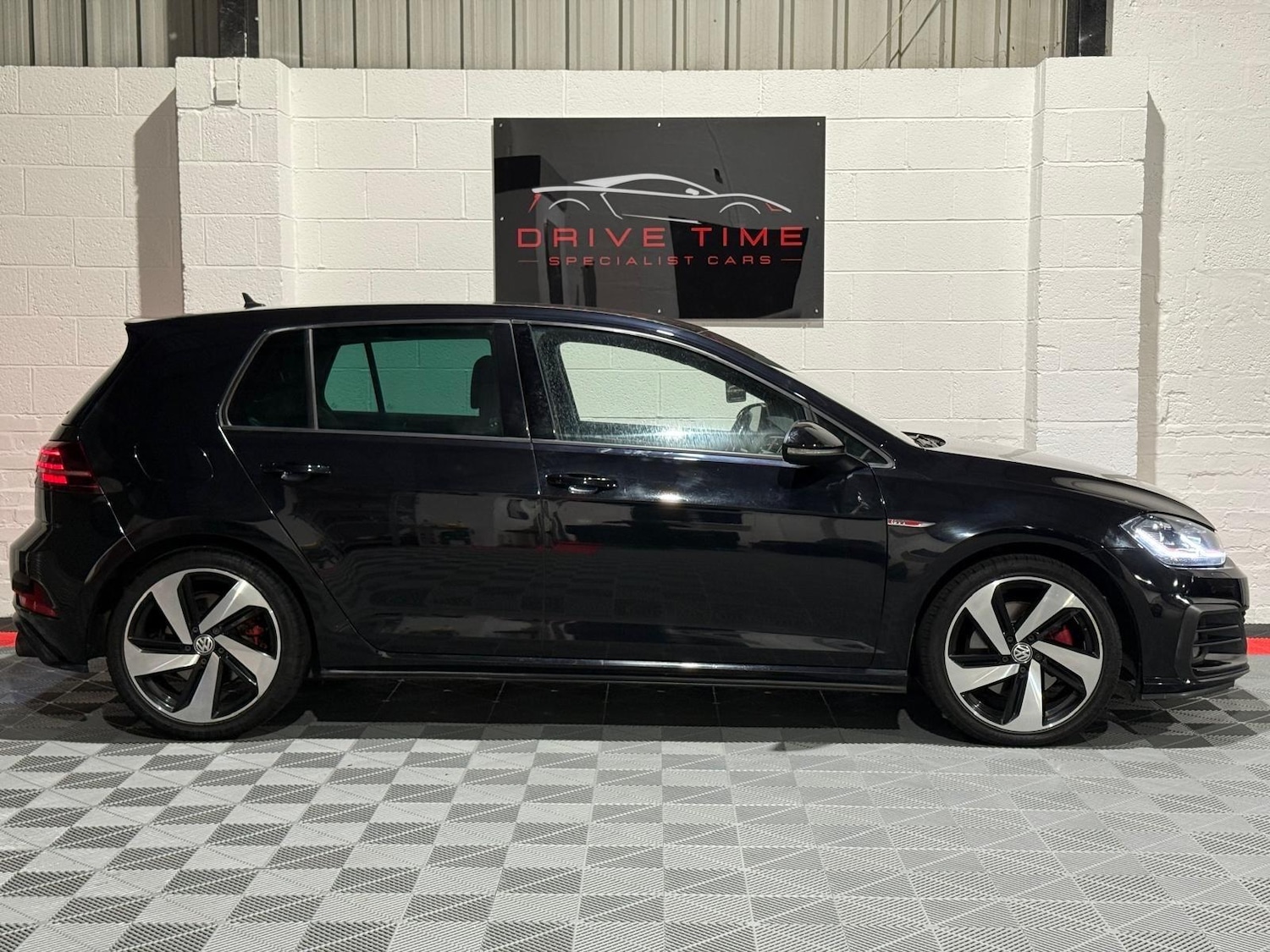 Used Volkswagen Golf 2017 for sale - 76306584: Photo 17