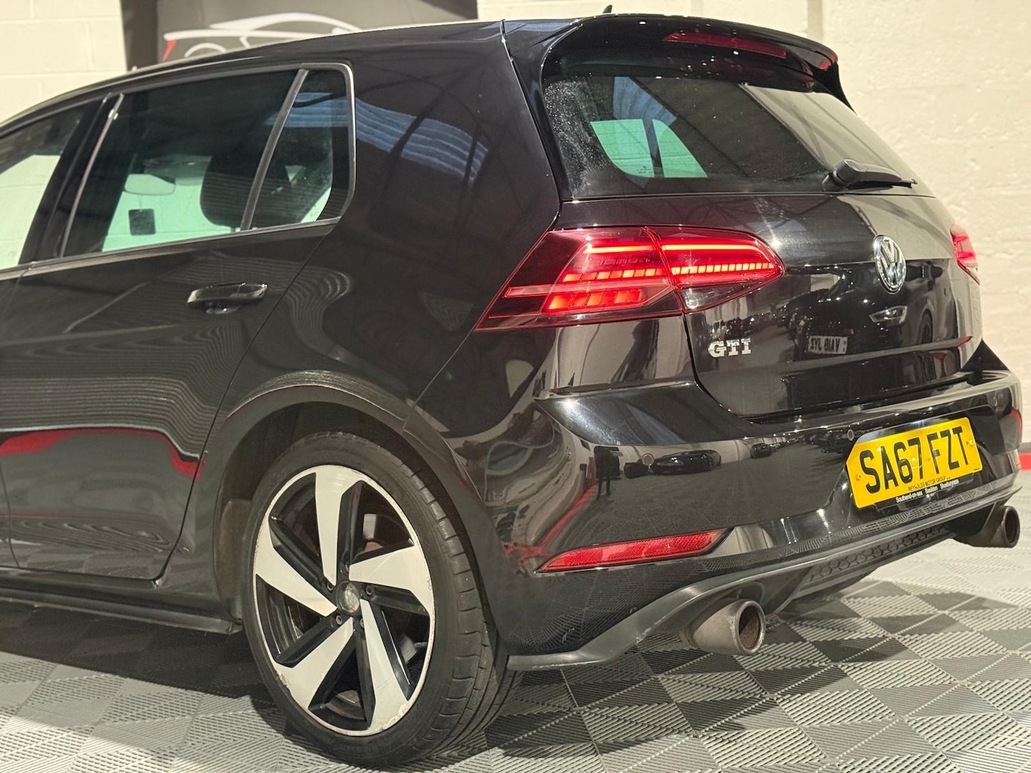 Used Volkswagen Golf 2017 for sale - 76306584: Photo 7