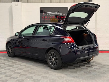 Used Peugeot 308 2016 for sale - 78902200: Photo