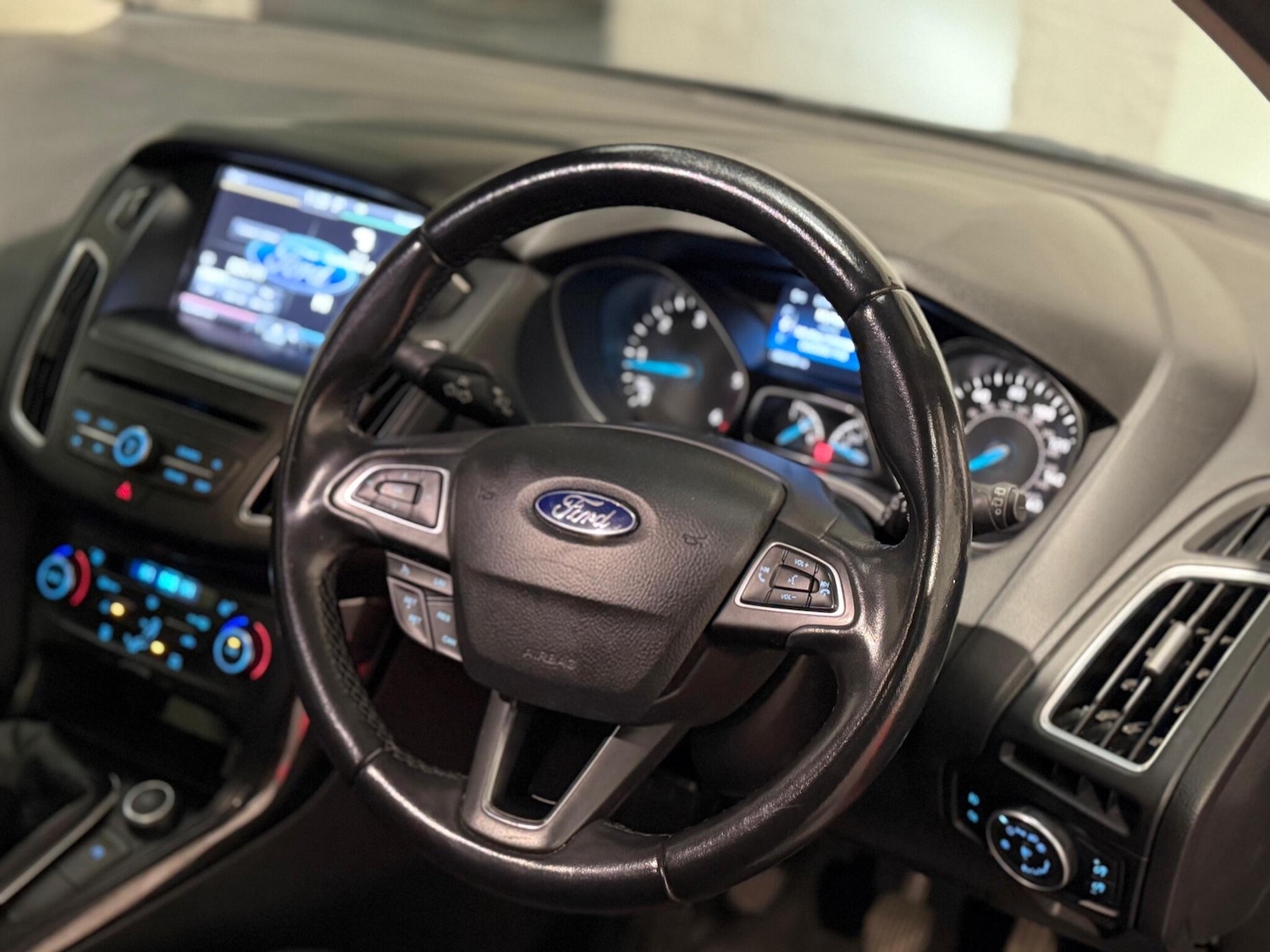 Used Ford Focus for sale - 77306294: Photo 17