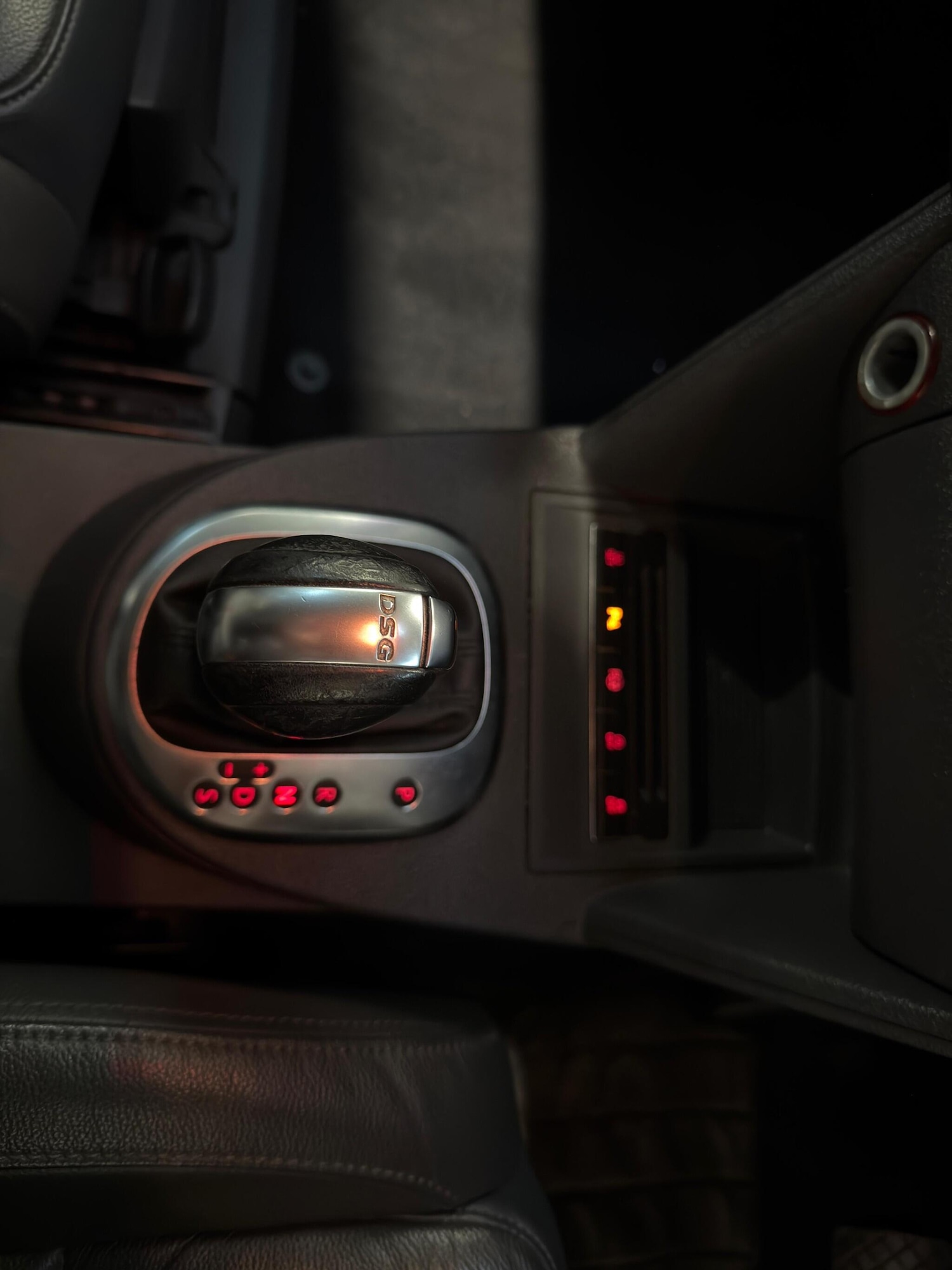 Used Volkswagen Touran 2013 for sale - 76606870: Photo 22