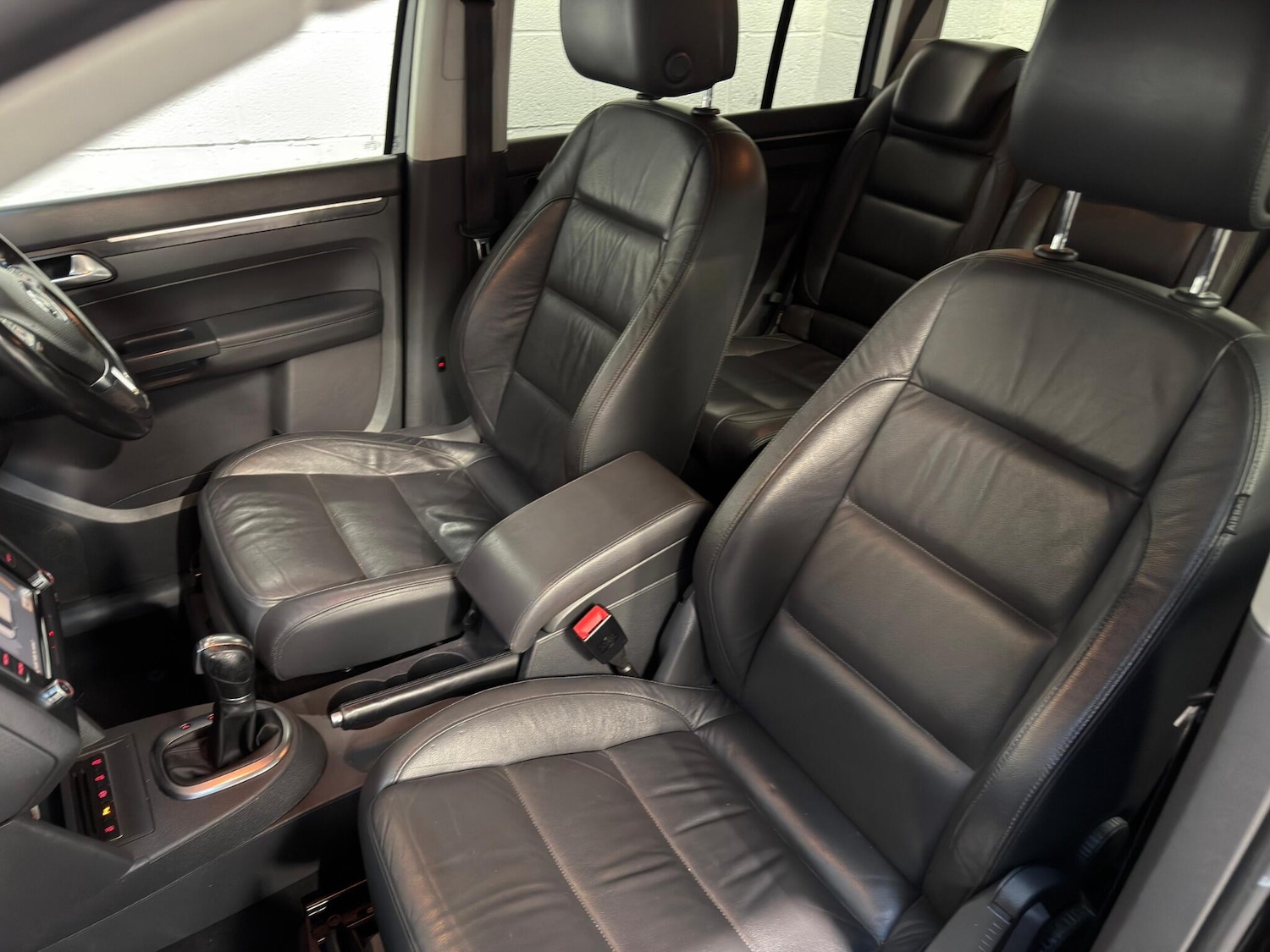 Used Volkswagen Touran 2013 for sale - 76606870: Photo 36