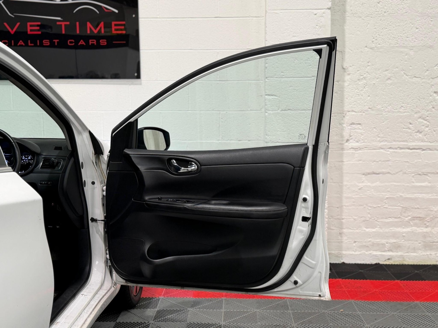 Used Nissan Pulsar 2015 for sale - 77853709: Photo 15