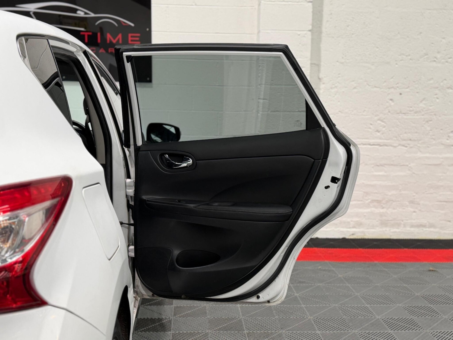 Used Nissan Pulsar 2015 for sale - 77853709: Photo 29