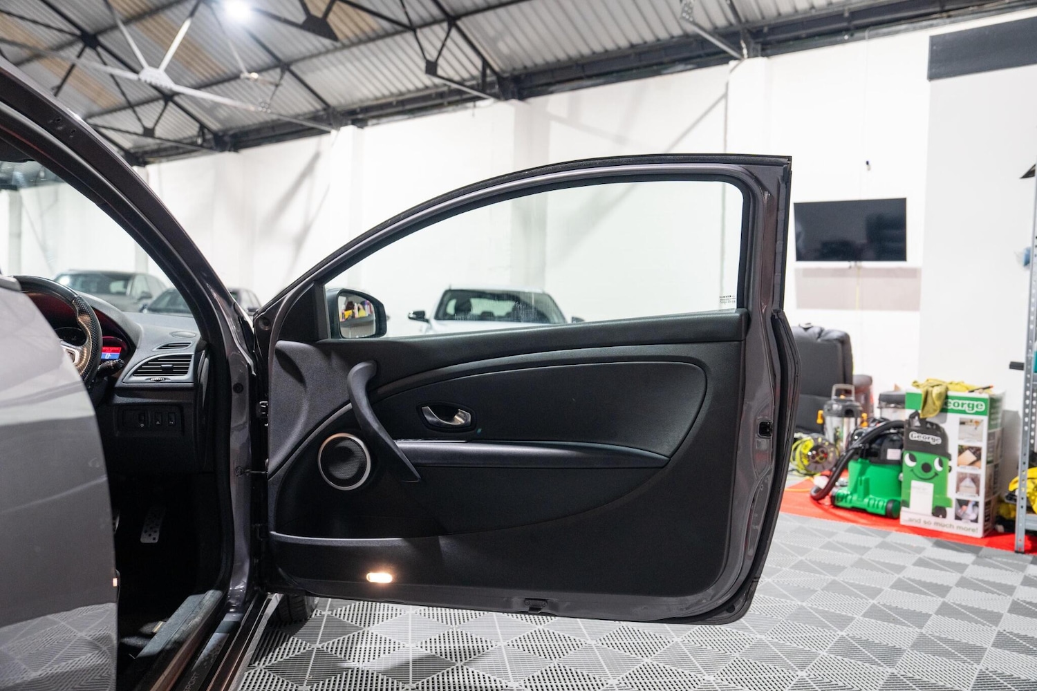 Used Renault Megane for sale - 76484395: Photo 18