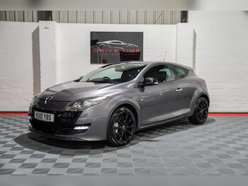 Used Renault Megane 2010 for sale - 76484395: Photo