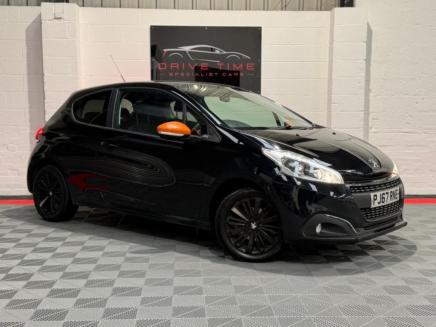 Used Peugeot 208 2017 for sale - 76765694: Photo 1