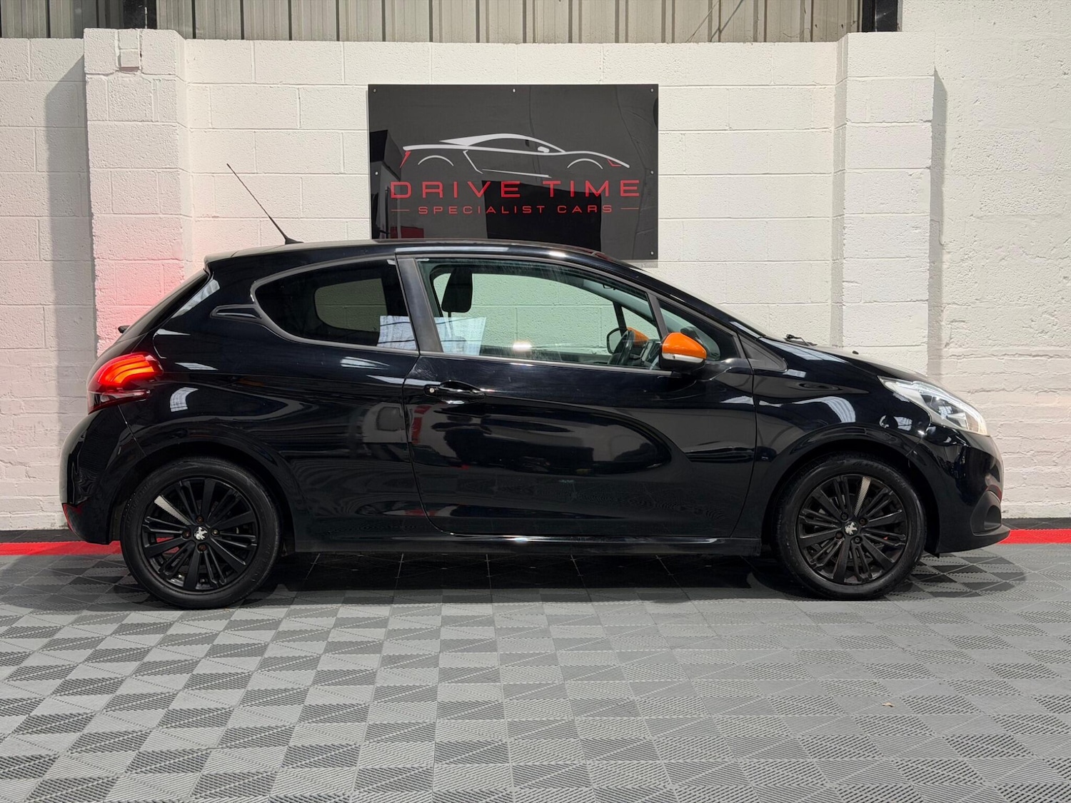 Used Peugeot 208 2017 for sale - 76765694: Photo 15