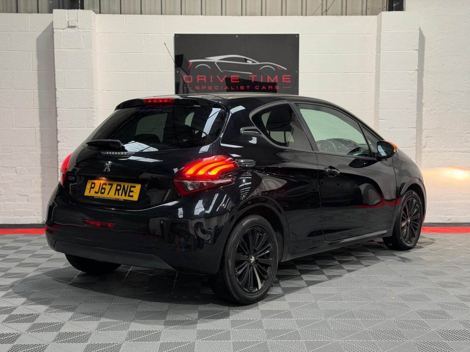 Used Peugeot 208 2017 for sale - 76765694: Photo 16