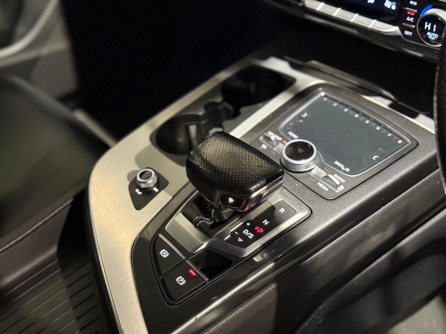 Used Audi Q7 2016 for sale - 76283952: Photo 14