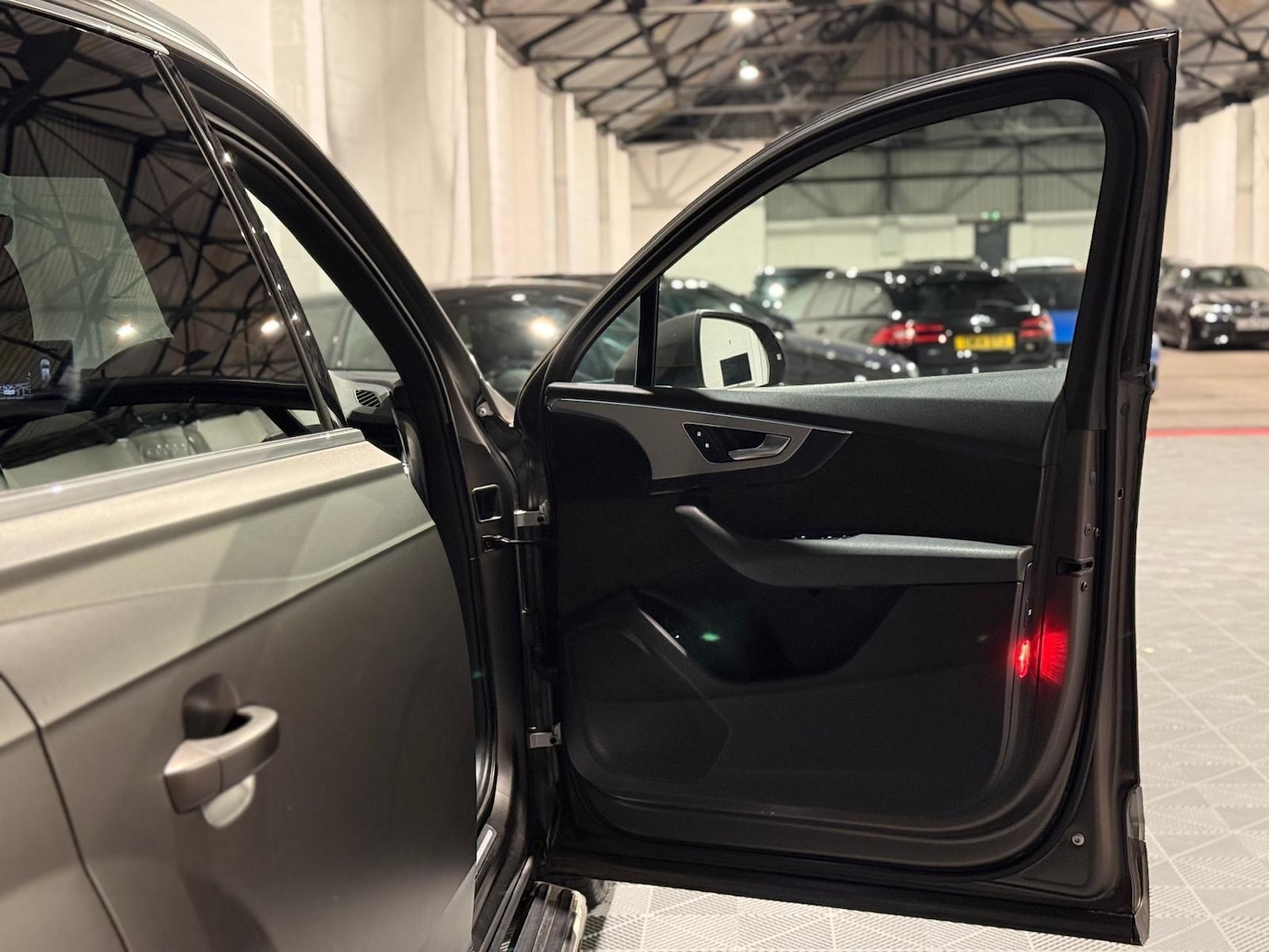 Used Audi Q7 2016 for sale - 76283952: Photo 27