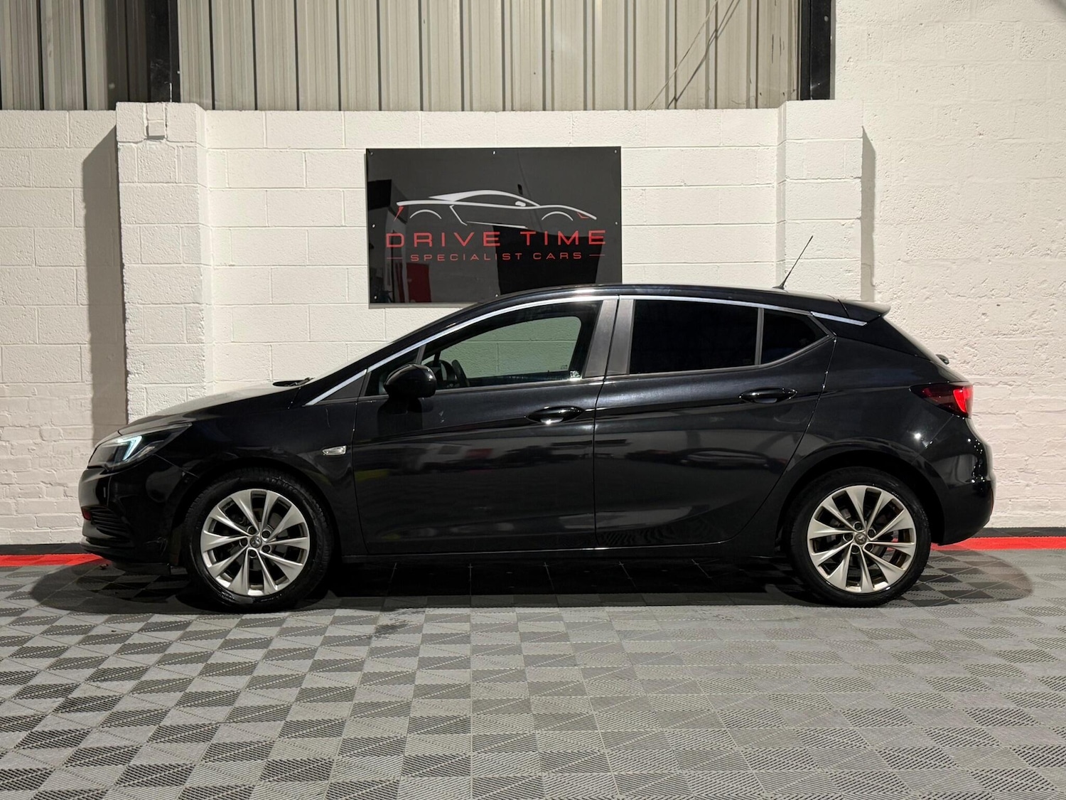 Used Vauxhall Astra 2016 for sale - 77331170: Photo 5