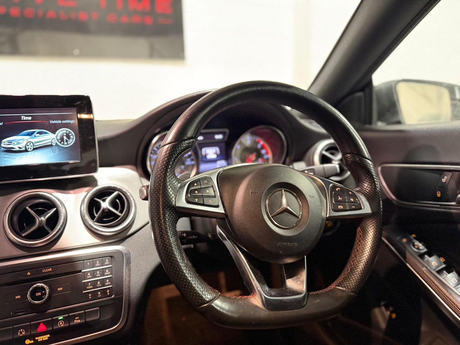 Used Mercedes-Benz CLA 2015 for sale - 76646057: Photo 8