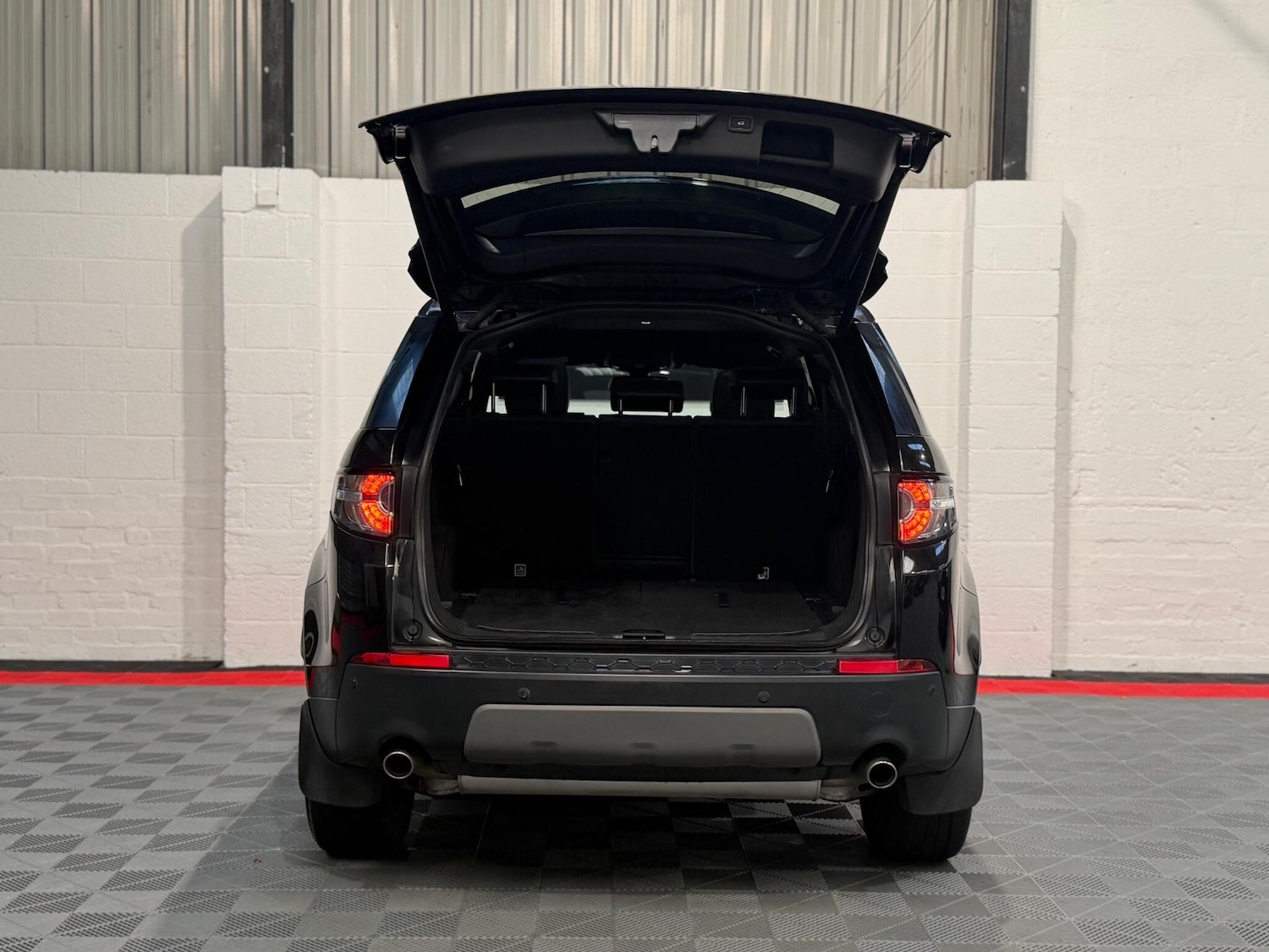 Used Land Rover Discovery Sport 2016 for sale - 76802126: Photo 38