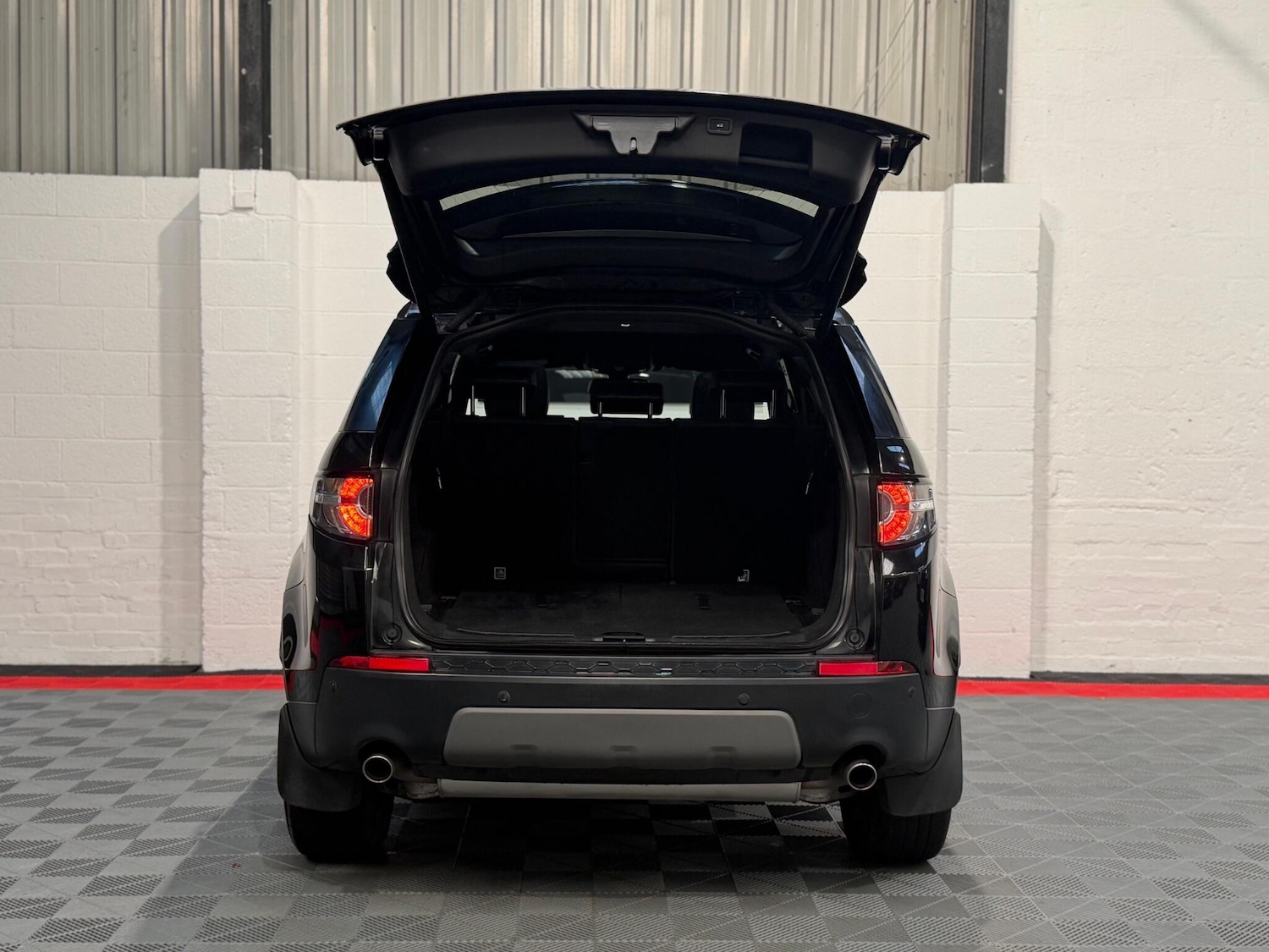 Used Land Rover Discovery Sport 2016 for sale - 76802126: Photo 39