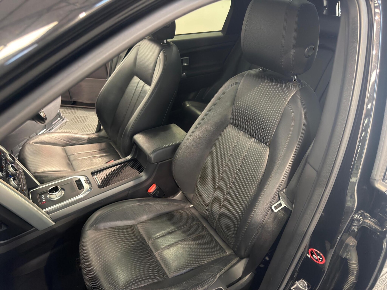 Used Land Rover Discovery Sport 2016 for sale - 76802126: Photo 46