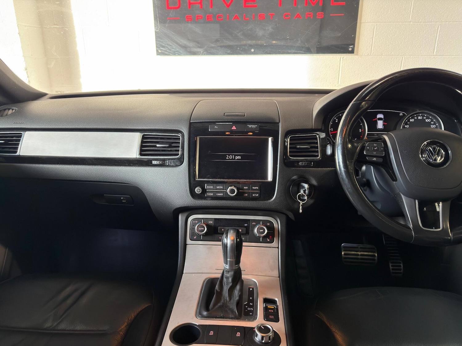 Used Volkswagen Touareg 2012 for sale - 77237637: Photo 14