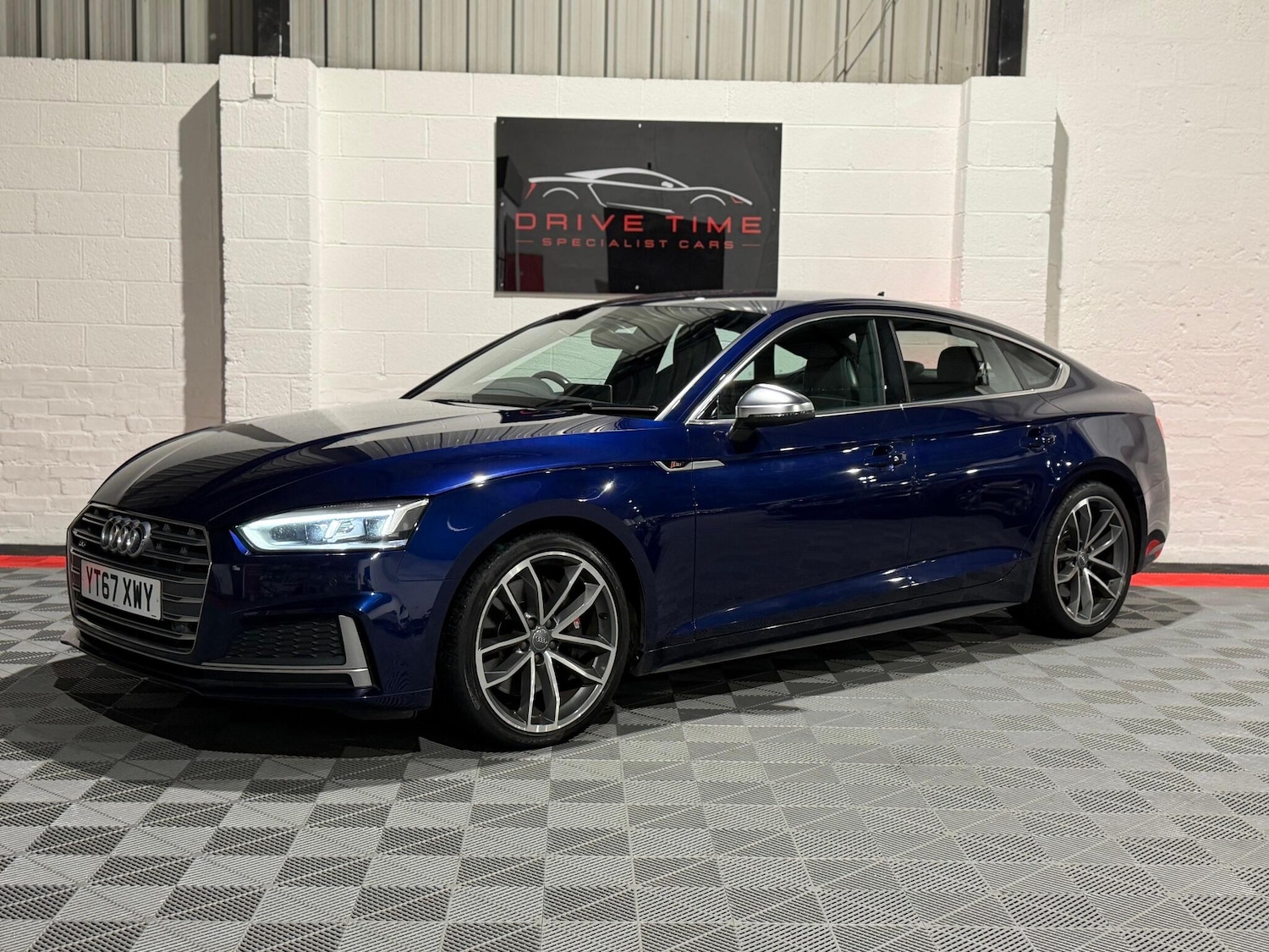 Used Audi A5 2017 for sale - 76952475: Photo 3