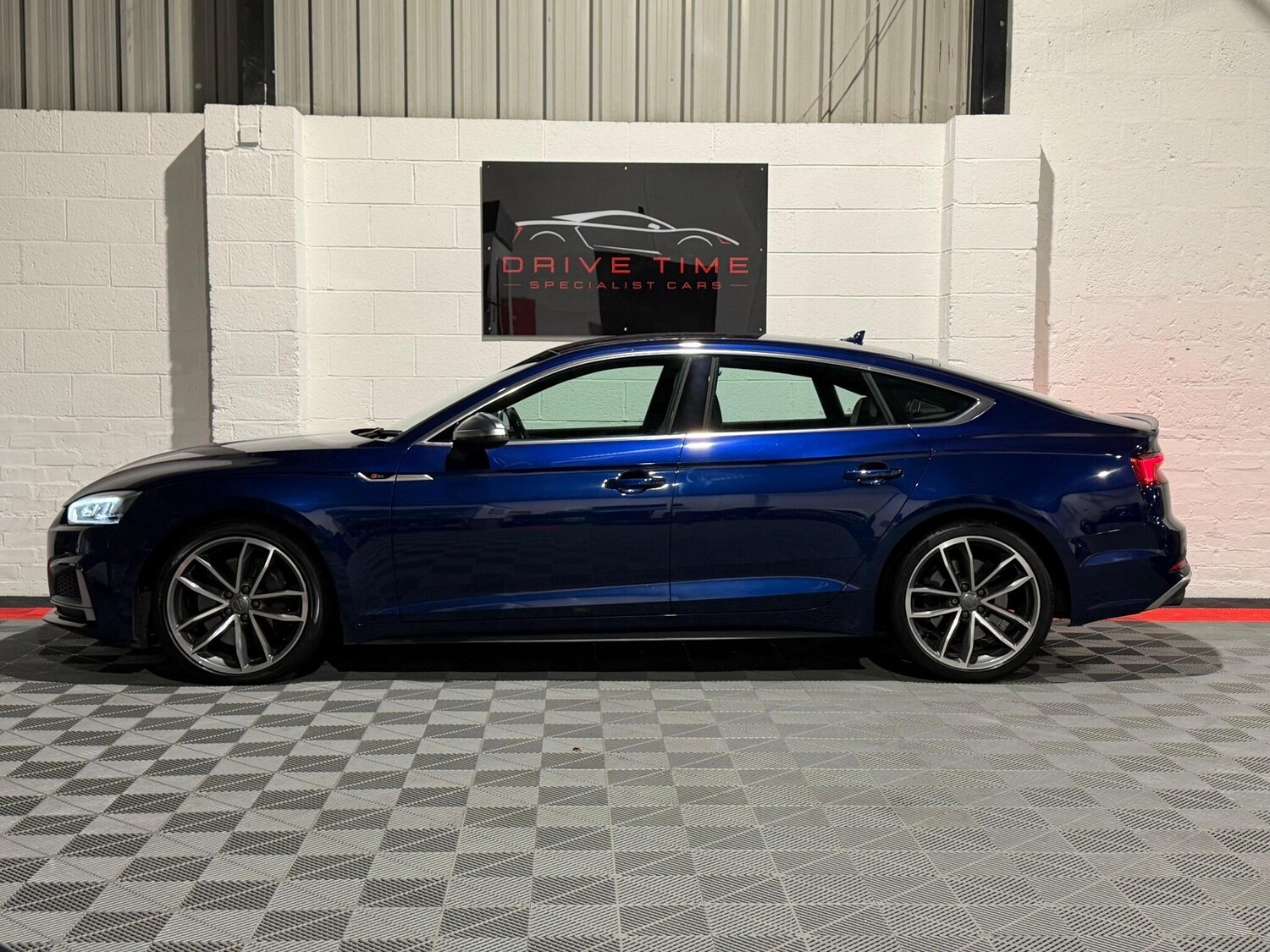 Used Audi A5 2017 for sale - 76952475: Photo 9