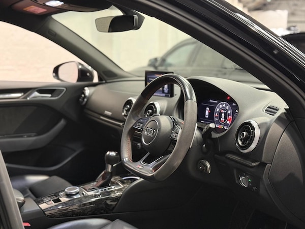 Used Audi RS3 2018 for sale - 75493370: Photo 16