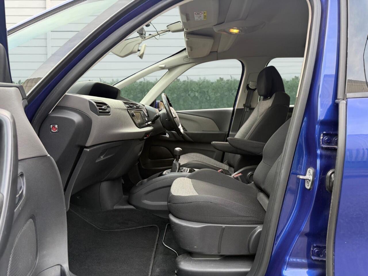 Used Citroen C4 Grand Picasso 2017 for sale - 76440405: Photo 27