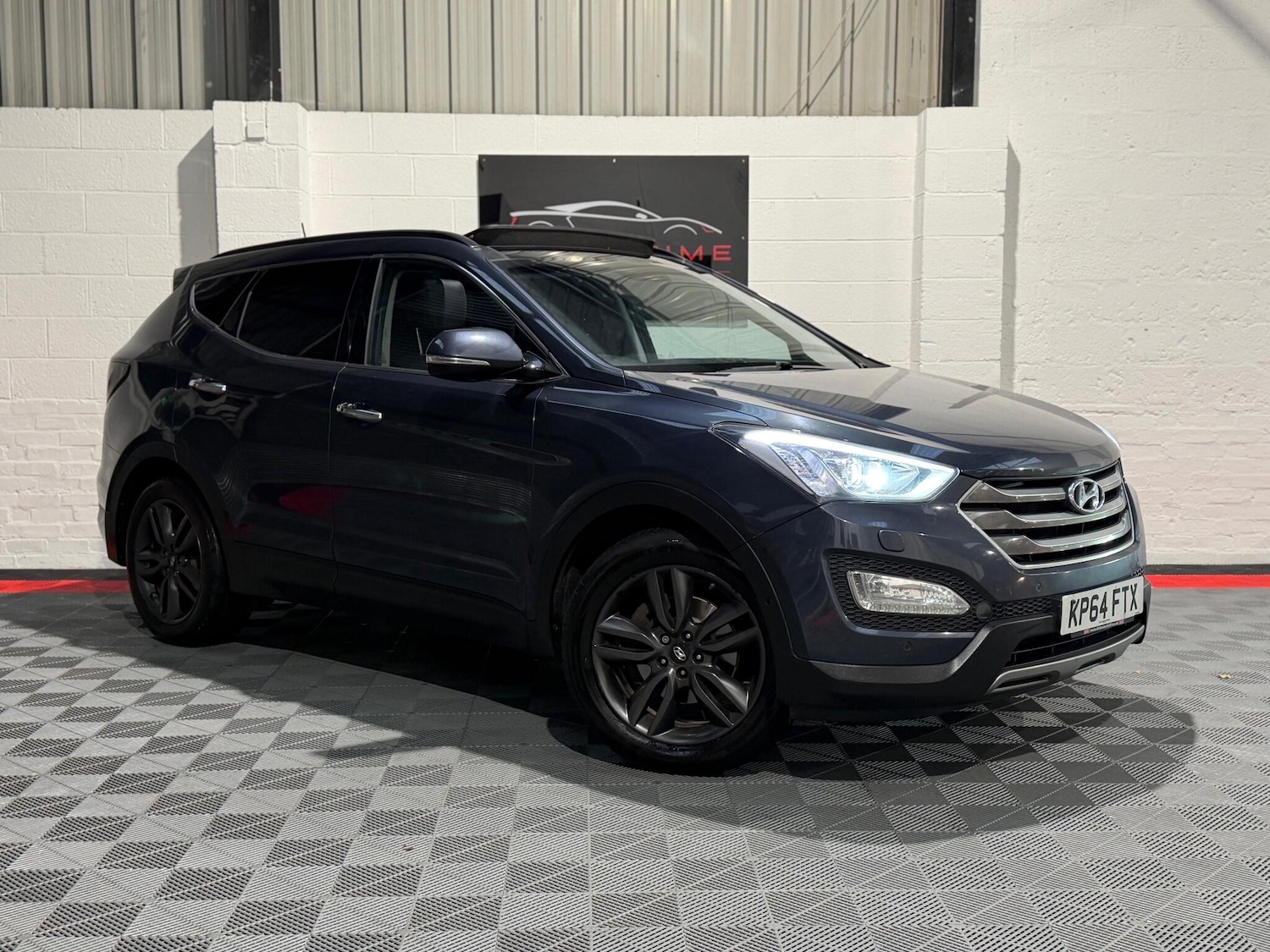 Used Hyundai Santa Fe 2014 for sale - 77625773: Photo 1