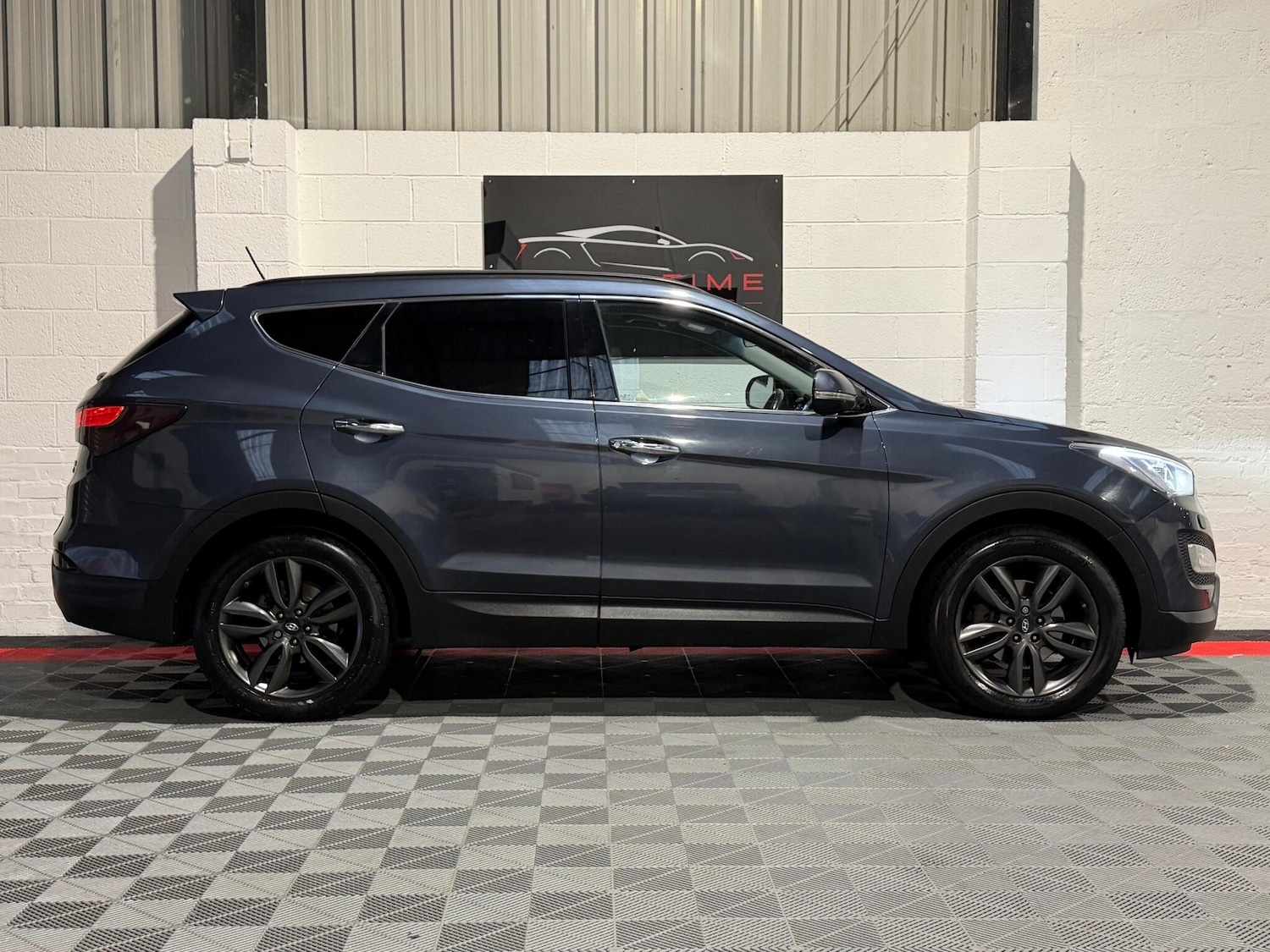 Used Hyundai Santa Fe 2014 for sale - 77625773: Photo 10