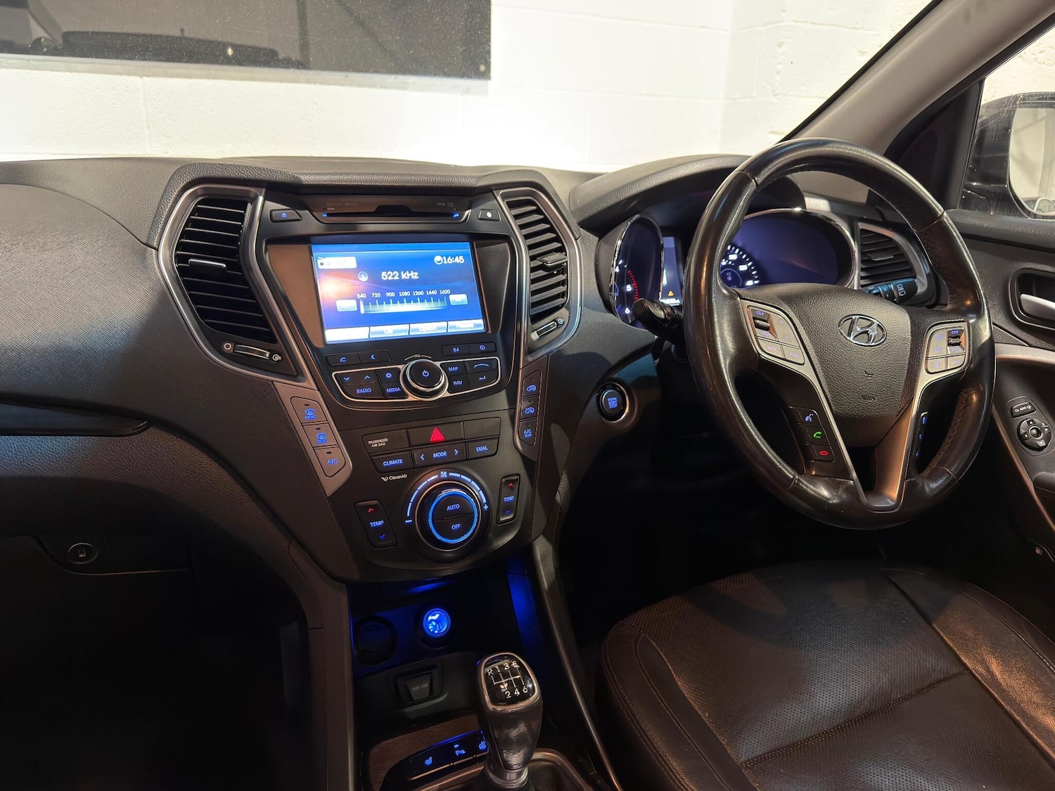 Used Hyundai Santa Fe 2014 for sale - 77625773: Photo 13