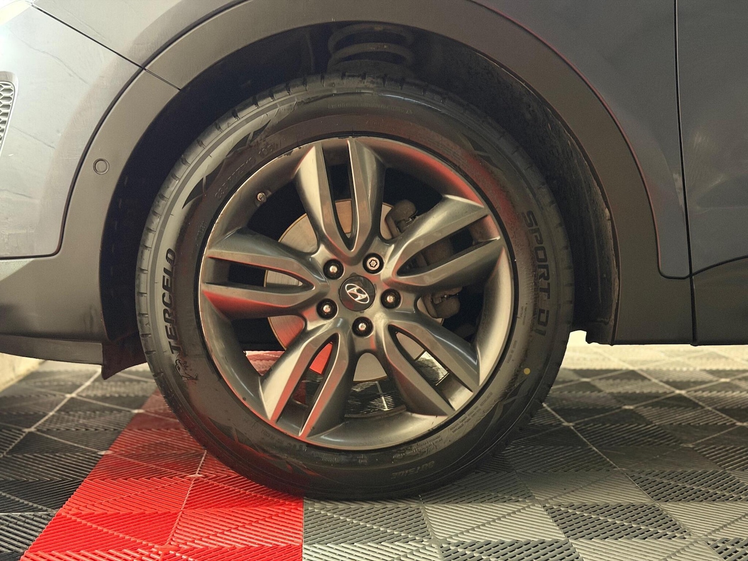 Used Hyundai Santa Fe 2014 for sale - 77625773: Photo 24