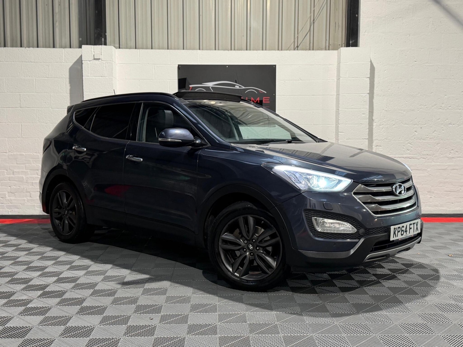 Used Hyundai Santa Fe 2014 for sale - 77625773: Photo 5