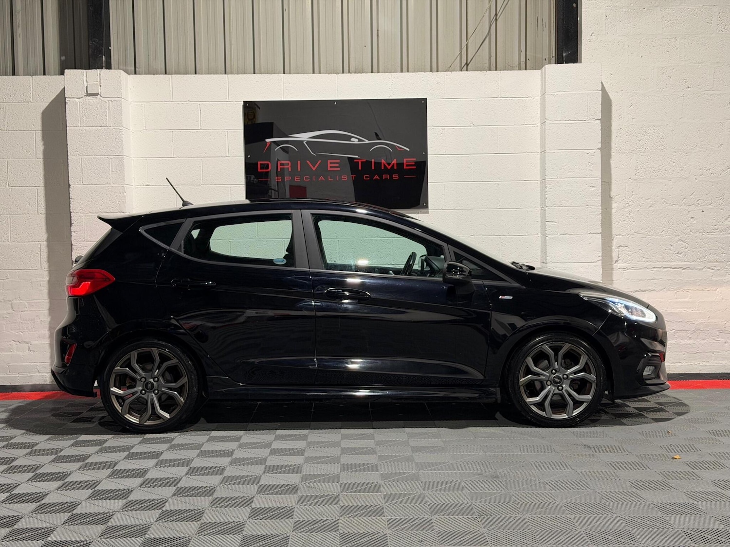 Used Ford Fiesta 2018 for sale - 76913947: Photo 9