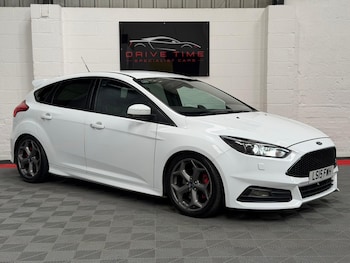 Used Ford Focus 2015 for sale - 79061606: Photo
