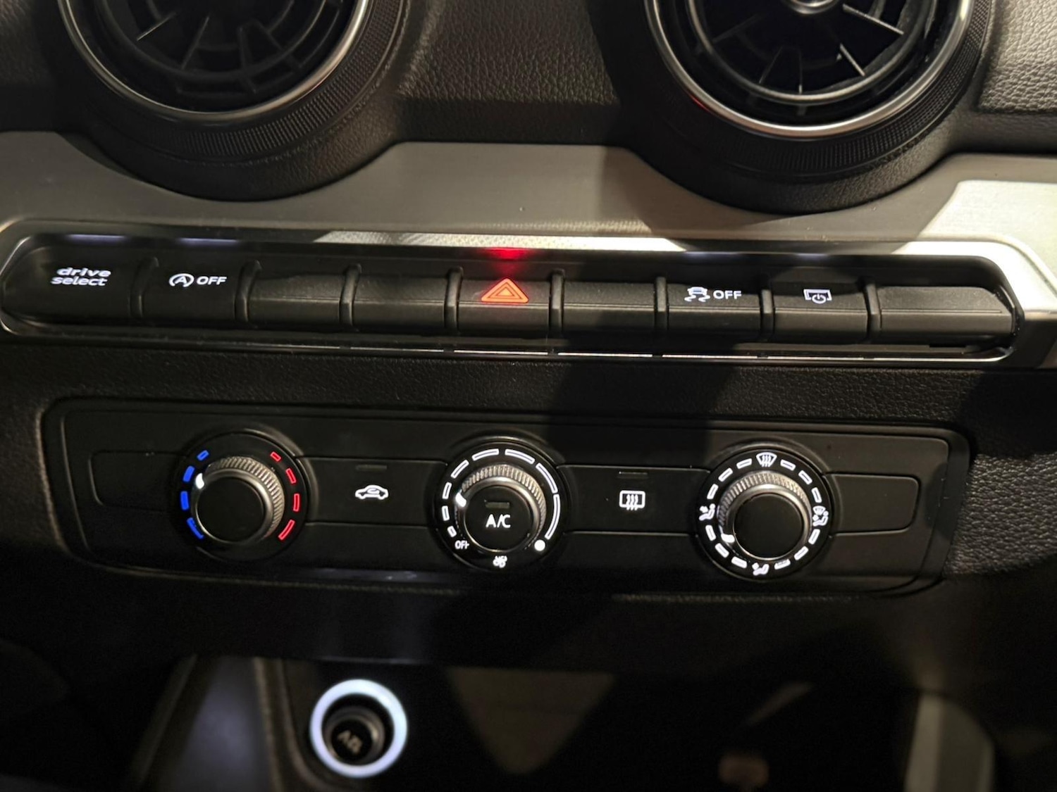 Used Audi Q2 2017 for sale - 77331674: Photo 13