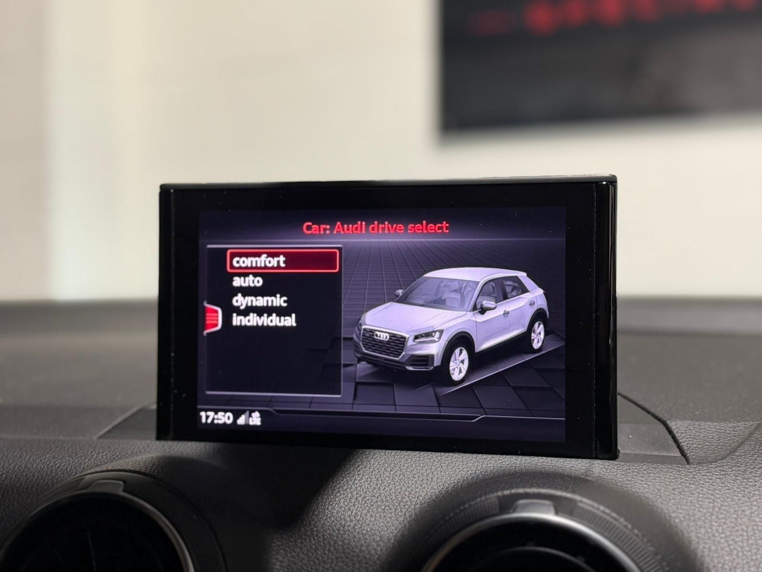 Used Audi Q2 2017 for sale - 77331674: Photo 19