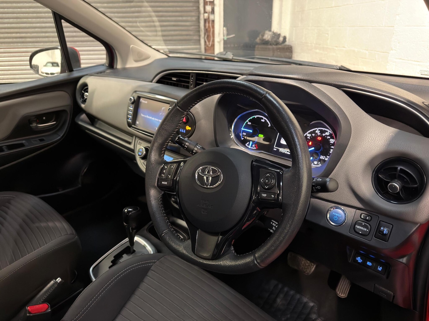 Used Toyota Yaris 2019 for sale - 76899102: Photo 15
