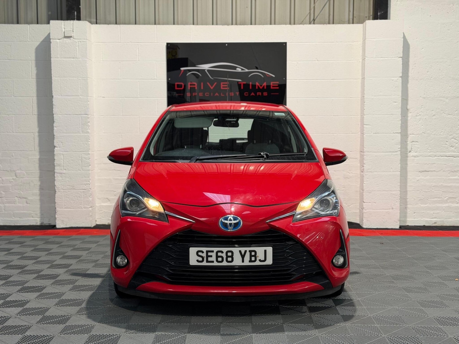 Used Toyota Yaris 2019 for sale - 76899102: Photo 2