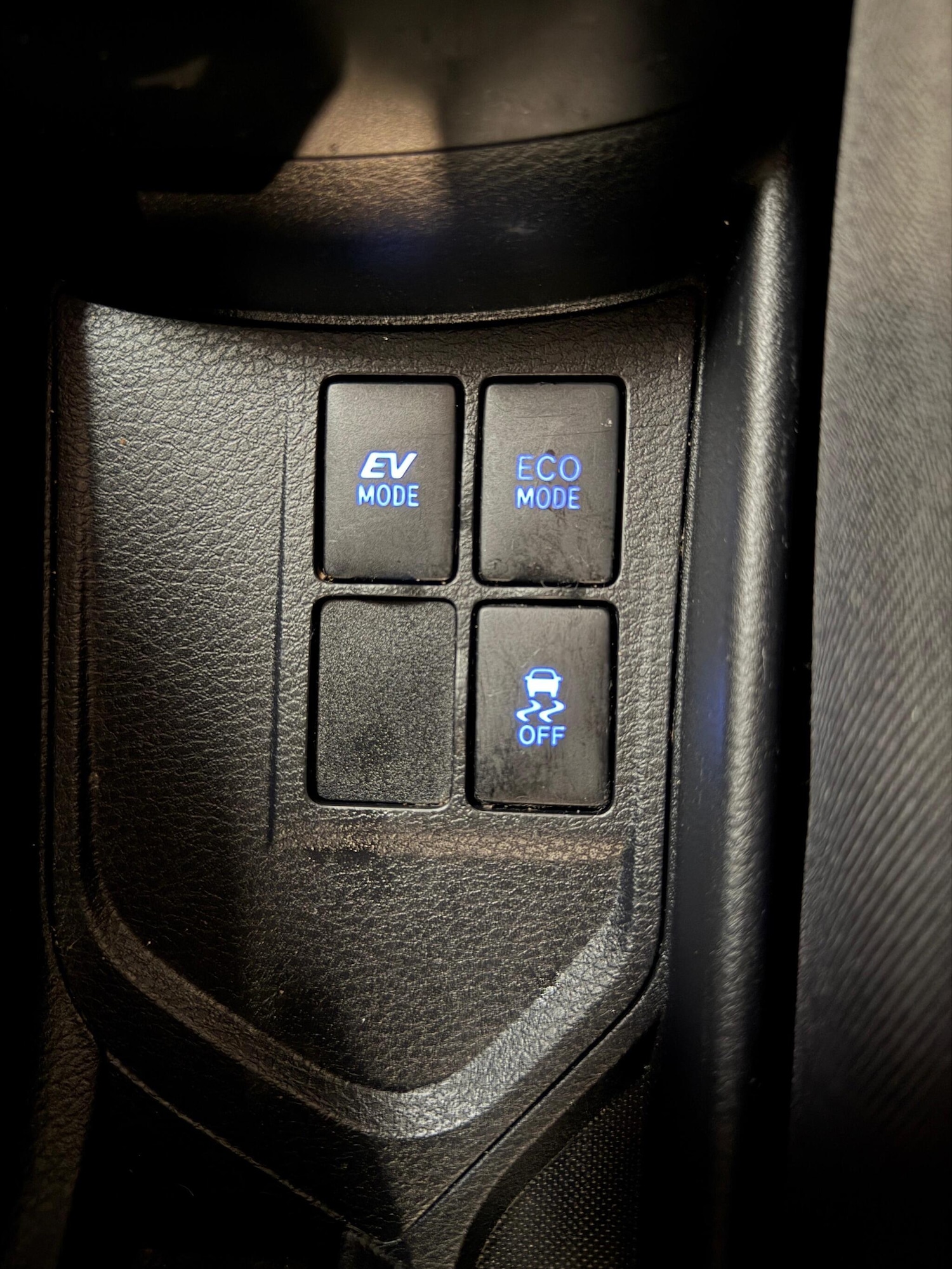 Used Toyota Yaris 2019 for sale - 76899102: Photo 21