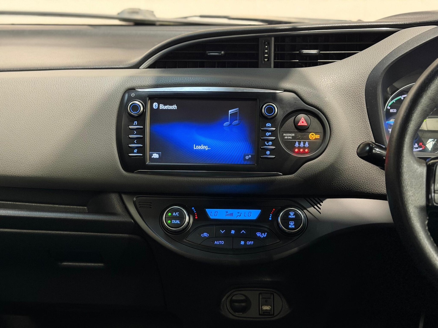 Used Toyota Yaris 2019 for sale - 76899102: Photo 33