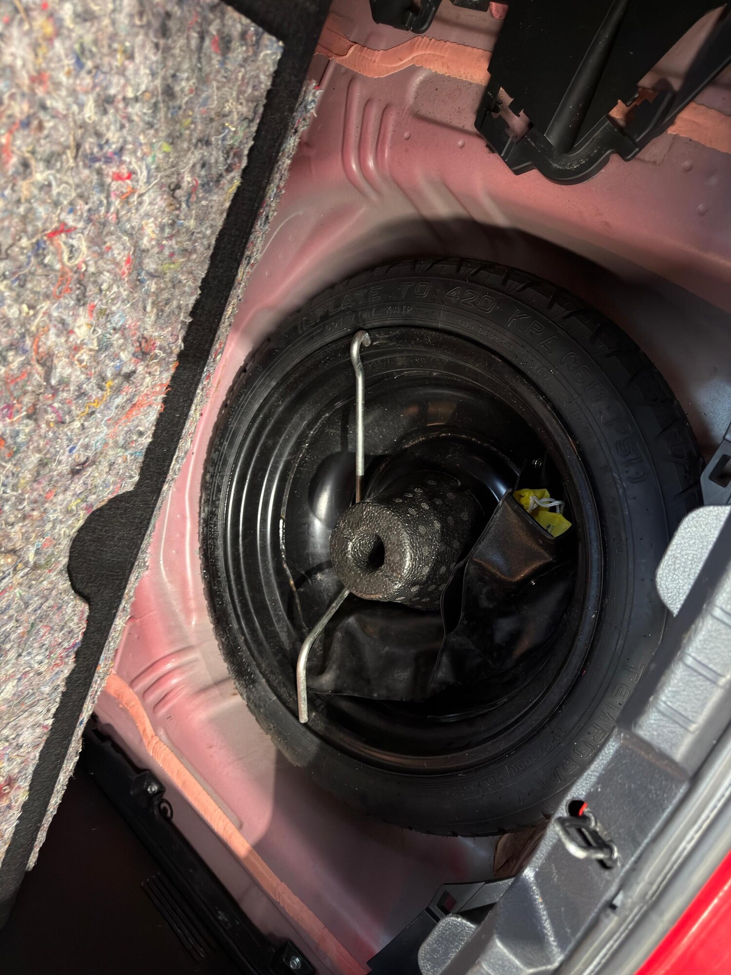 Used Toyota Yaris 2019 for sale - 76899102: Photo 52