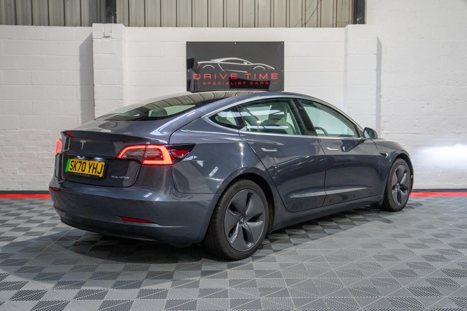 Used Tesla Model 3 2020 for sale - 76620239: Photo 10