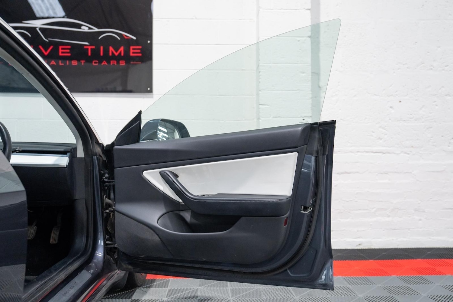 Used Tesla Model 3 2020 for sale - 76620239: Photo 17