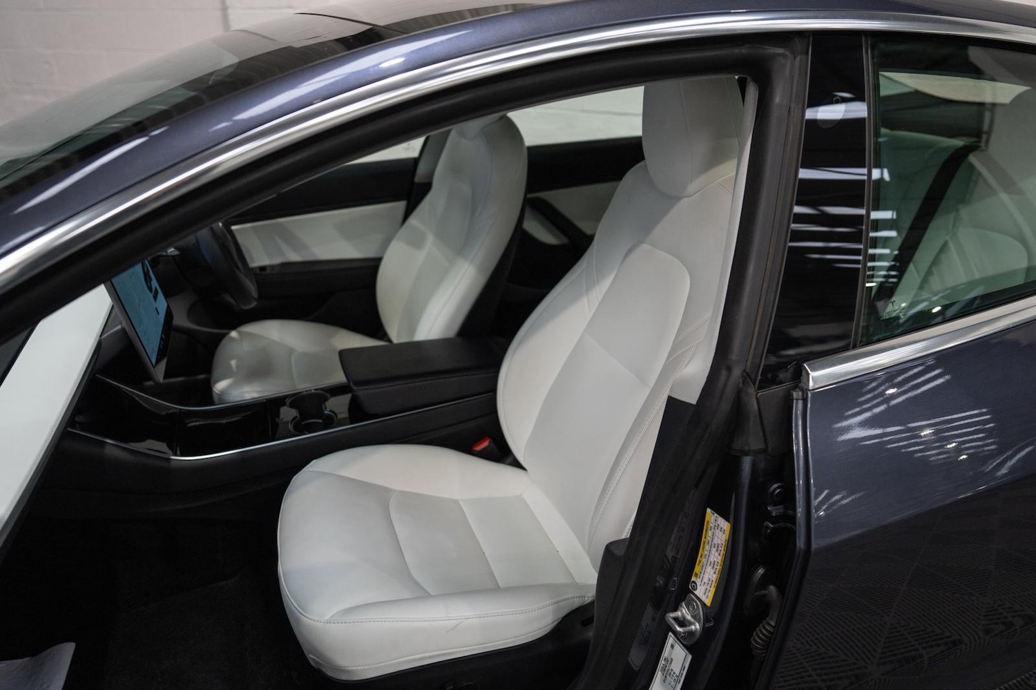 Used Tesla Model 3 2020 for sale - 76620239: Photo 29