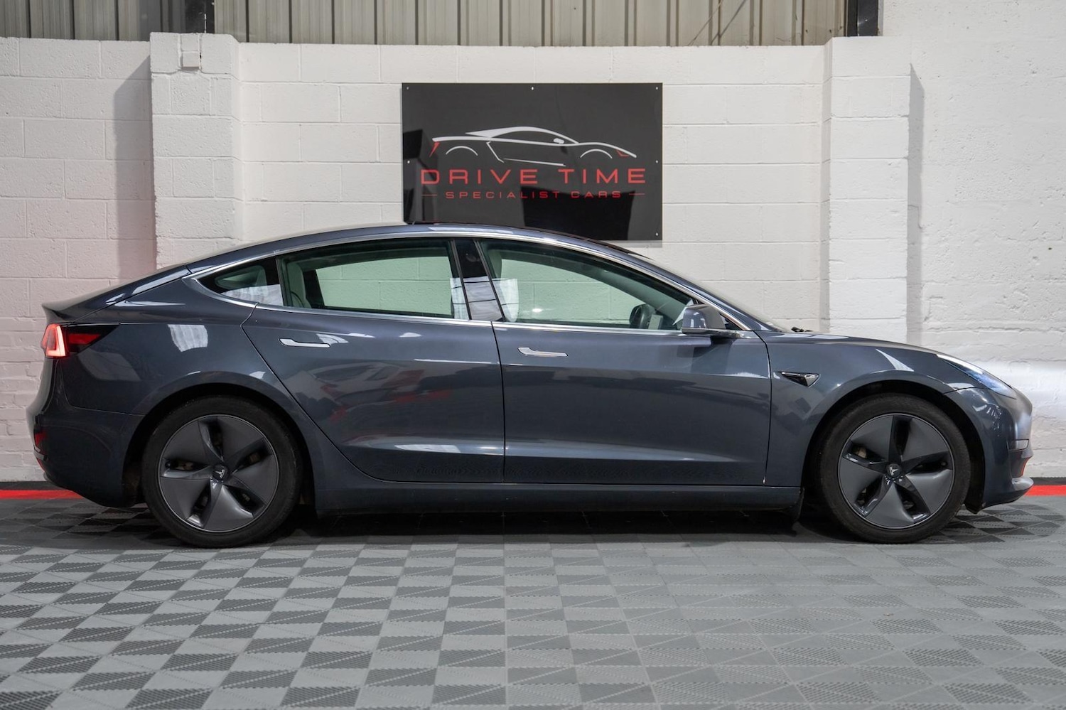 Used Tesla Model 3 2020 for sale - 76620239: Photo 9