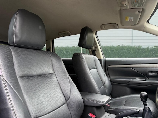 Used Mitsubishi Outlander 2014 for sale - 76213931: Photo 12