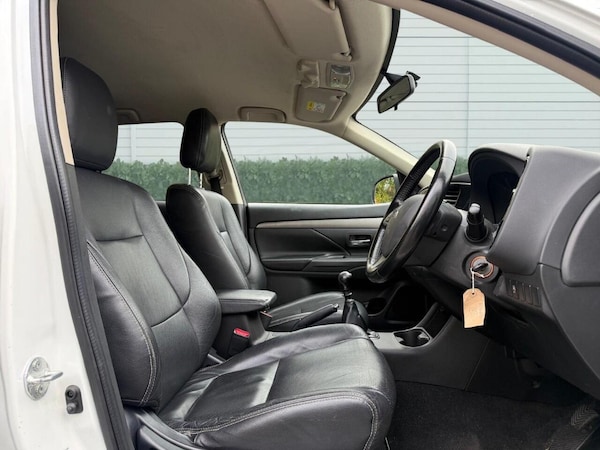 Used Mitsubishi Outlander 2014 for sale - 76213931: Photo 13