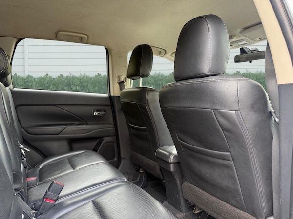 Used Mitsubishi Outlander 2014 for sale - 76213931: Photo 16