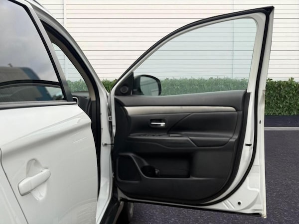 Used Mitsubishi Outlander 2014 for sale - 76213931: Photo 20