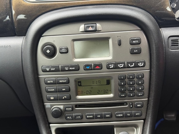 Used Jaguar X-Type 2009 for sale - 76246794: Photo 23